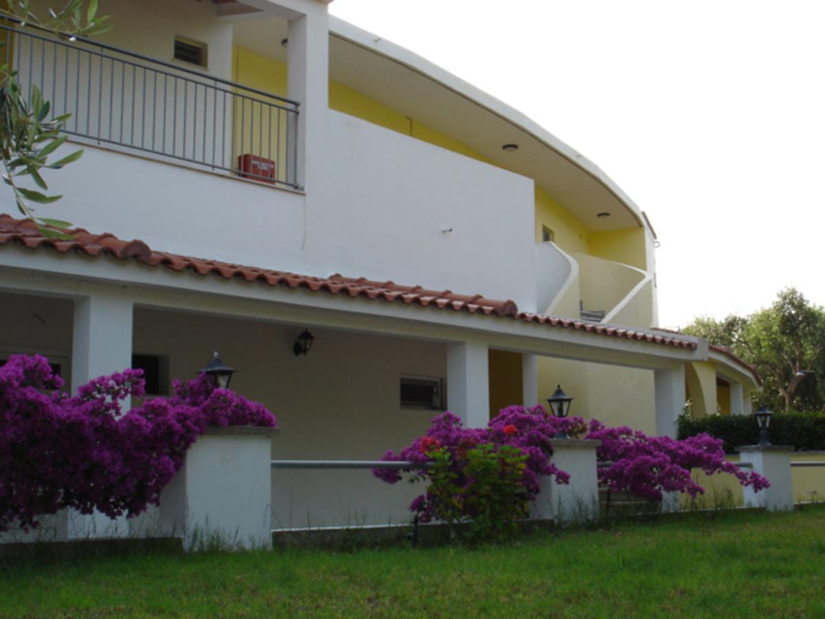 Ferouli Residence Ríza Exterior foto